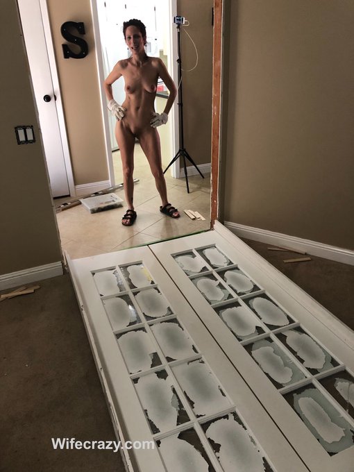 Just installed French Doors 👍🏻naked flipping!  #Stacie #nakedflipping https://t.co/09LrrQvKrI<a href="/tag/stacie"class="tags">#Stacie</a><a href="/tag/nakedflipping"class="tags">#nakedflipping</a>