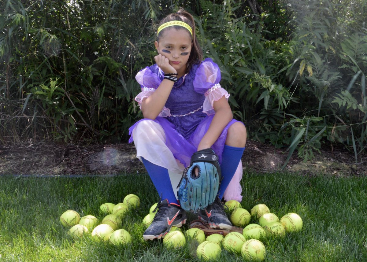astromgren's tweet photo. . #BeYouKid #SLPPantherProud @softball_slp @slptbc https://t.co/KvyA40U4Ae