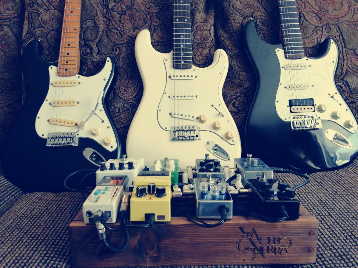arturoocampogtr's tweet photo. A darle @Fender #gtbelectronics @sitstrings @PigHogCables @SeymourDuncan https://t.co/0ttZQ4OPk0