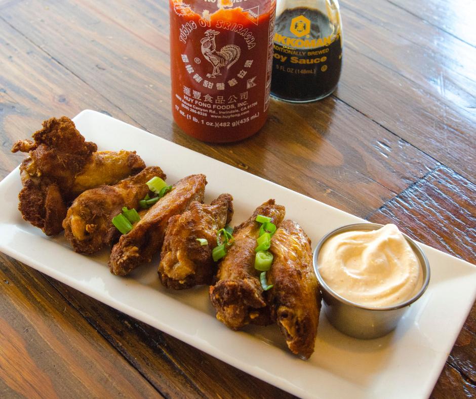 You’ve asked for them, and they are back! Wings are here! Enjoy them with ranch and wing sauce. 🍗 #wings #restaurant #minne_fav #minneapolis #foodie