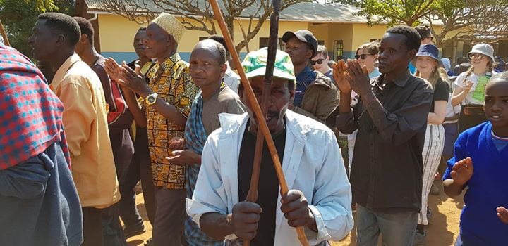 Inspire_W_W's tweet photo. The Gendi community pulling out all the stops to welcome the @BohuntWorthing team- first year of their link with @LTTtweets https://t.co/DS4dHcjuzJ