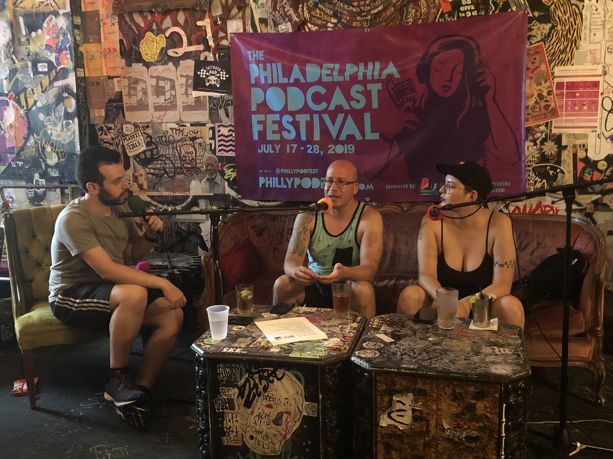 ThatNerdyKev's tweet photo. Now up at the @PhillyPodFest, @kidflixpod! Stop in at @Tmoms and cool off with a nice drink and grab some tots! #Philly #phillypodfest #phillypodfest2019 https://t.co/5Kz0V3oMpL