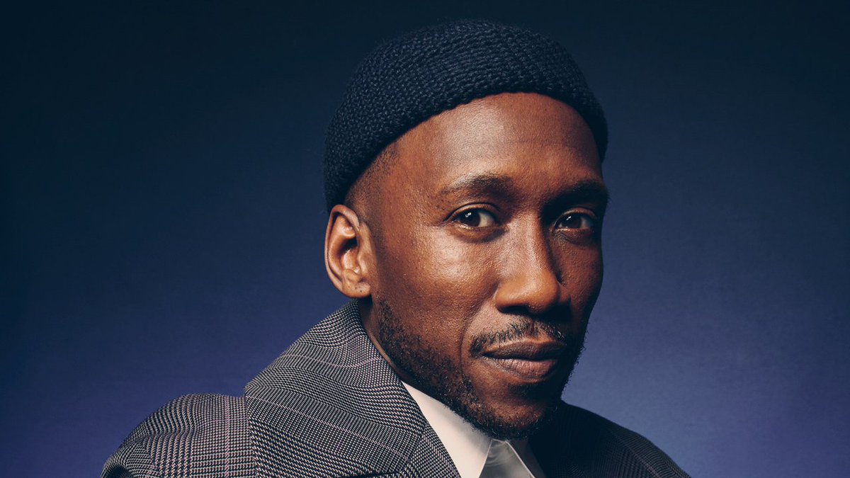 Bonus! The Daywalker himself. Quasi-vampire. All the pros, none of the cons. Superhuman strength, speed, senses, healing. No sunlight/silver/garlic weakness. Master of like 10+ martial arts. Swords. & expert marksman. High supernatural knowledge.  #Phase5