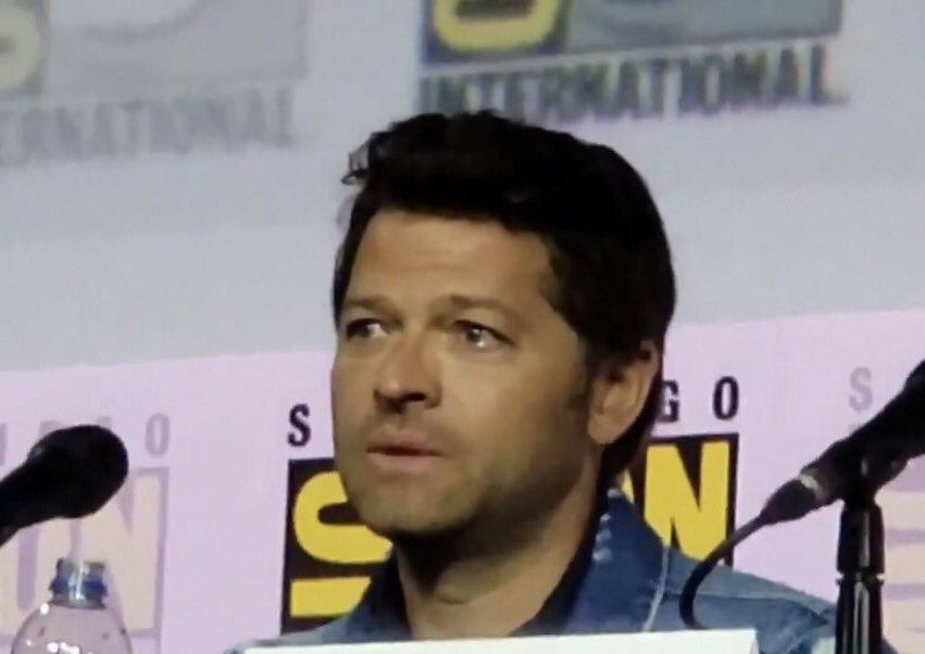 sarcasticmisha's tweet photo. THEY LOOK LIKE SAD PUPPIES PLSSS https://t.co/oWoILbkbFi