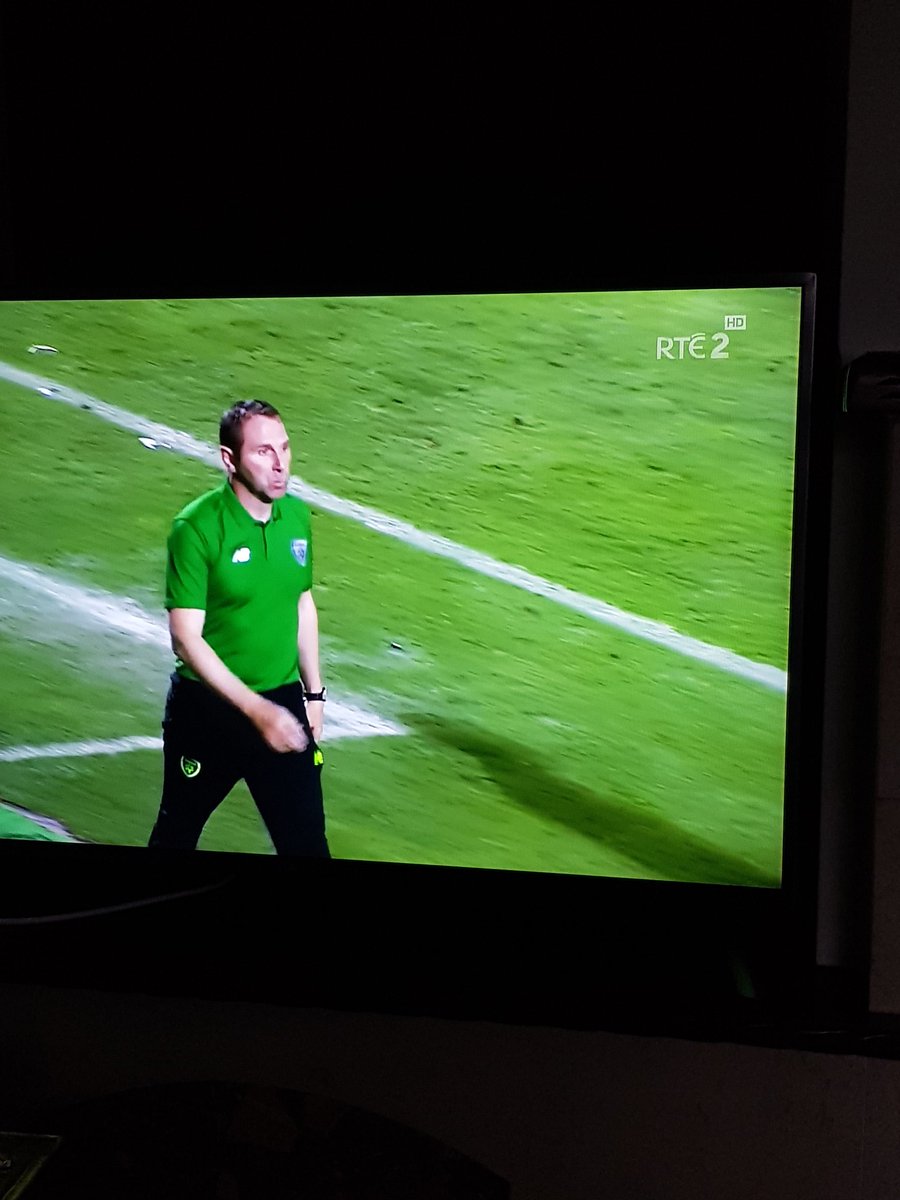 quietbenny's tweet photo. Well Done Ireland u19s and our Very own Tom Mohan #homegrown#magpie https://t.co/ZjH9Az53vH