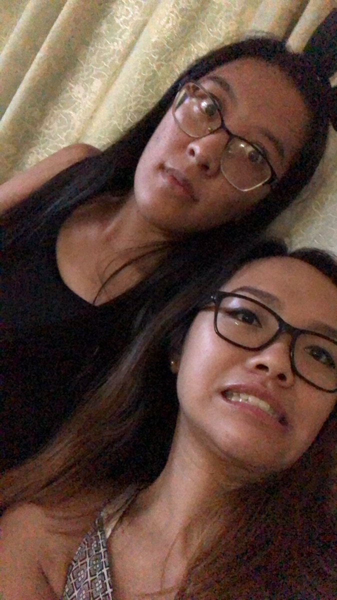 semaphorisms's tweet photo. HAPPY BIRTHDAY @Bird_Loaf 🎉💞👄 you’re a big girl now!! thanks for being a voice of reason and also the call of the void, ilysm!! life’s more fun with a cryptid for a friend https://t.co/vM6a1JNcm1