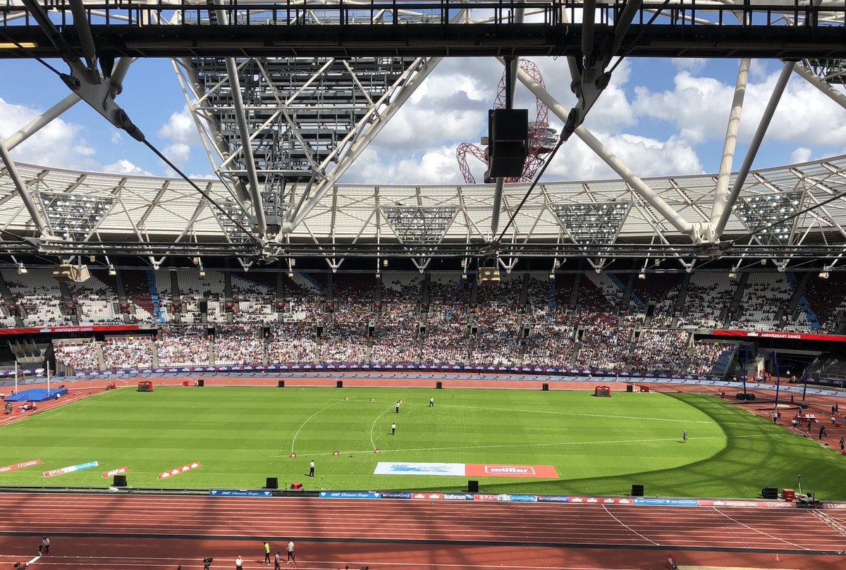 spirit_1980's tweet photo. #WHUFC v Macclesfield Town in last seasons #carabaocup drew a larger crowd than the #MullerAnniversaryGames . #RIPLegacy https://t.co/99wScH5klI