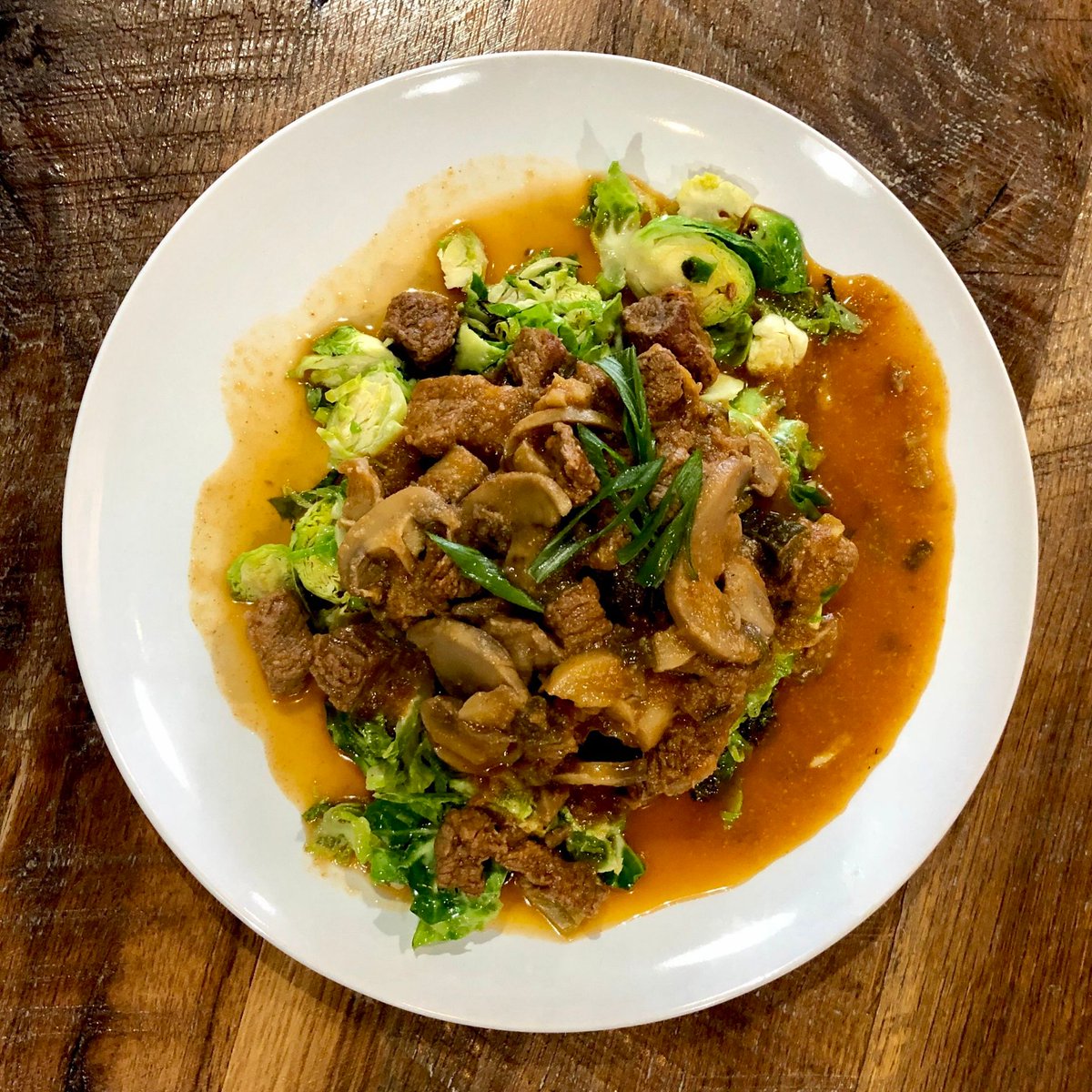 SIMPLE BEEF STROGANOFF