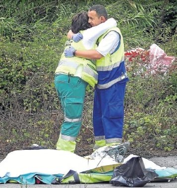 "Muchas veces me preguntas que siento o que pienso. Porque callo y no hablo cuando vuelvo del trabajo. Espero que esto sepa traducir porque mi boca calla mientras mi cerebro grita, llora o desespera en muchas ocasiones." Foto: Luis Calabor eitb.eus/es/noticias/so…