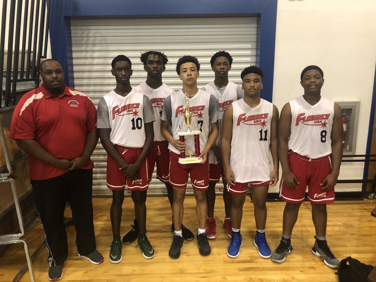 CoachJordanW's tweet photo. 15 u Champs FIBA 2022 won a close battle against BHB who took home 2nd place great game guys #FunctionattheJunction https://t.co/4QVVkc8Wg3