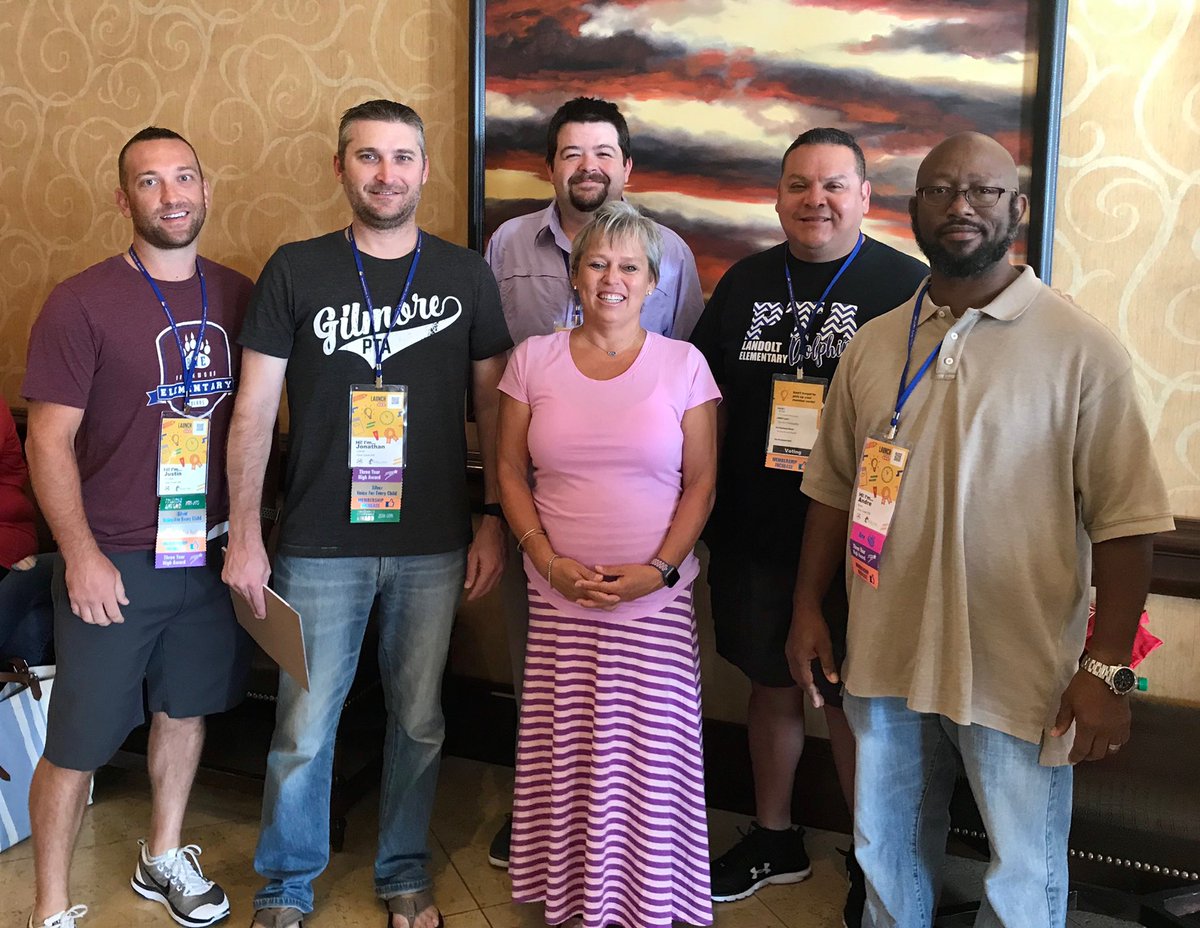 CCCCofPTAs's tweet photo. CCCC of PTA’s had a great time at @txstatepta #txLAUNCH19! We hope everyone learned a lot and we can’t wait to see what the new year holds for all of @ClearCreekISD PTA’s! https://t.co/fUlnpxj7by