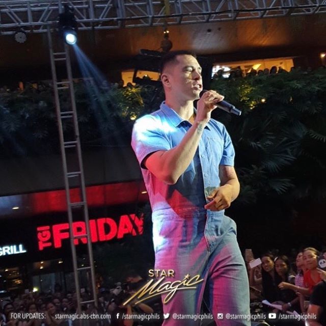 starmagicphils's tweet photo. Jake  Cuenca during the Los Bastardos mall show at Southwoods Mall https://t.co/J8mDQBi4lR https://t.co/Y1aFAoXLxG