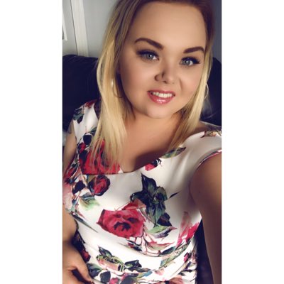 fallows_laura's tweet photo. #NewProfilePic https://t.co/FSDqZzFA3I