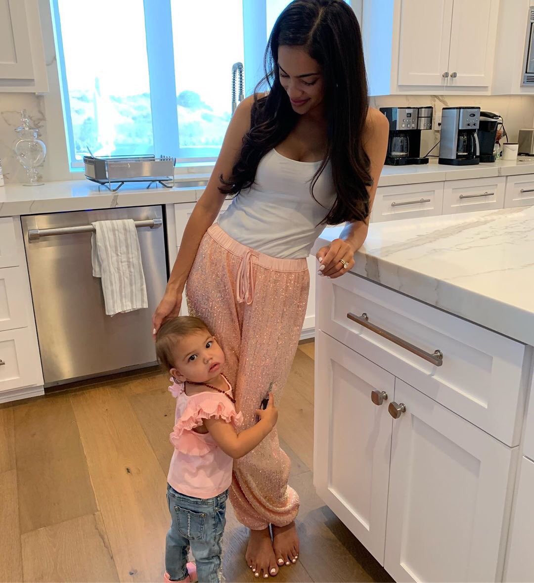 Rob Dyrdek on X: "Happy Birthday to my gorgeous wife and amazing mother of  Kodah and Nala, @bryianadyrdek_ . We love you more than giant cutout heads  and full pink everything could