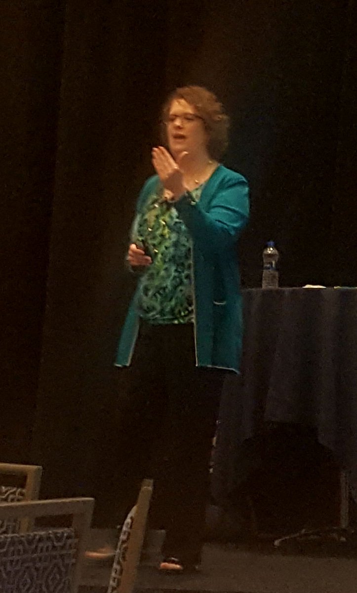 julied_long's tweet photo. "Building Your Influence" - building influence works most effectively and efficiently when you are FOCUSED @DebraKunz #iaapsummit #iaap #weleadup https://t.co/xkcMUaGElv
