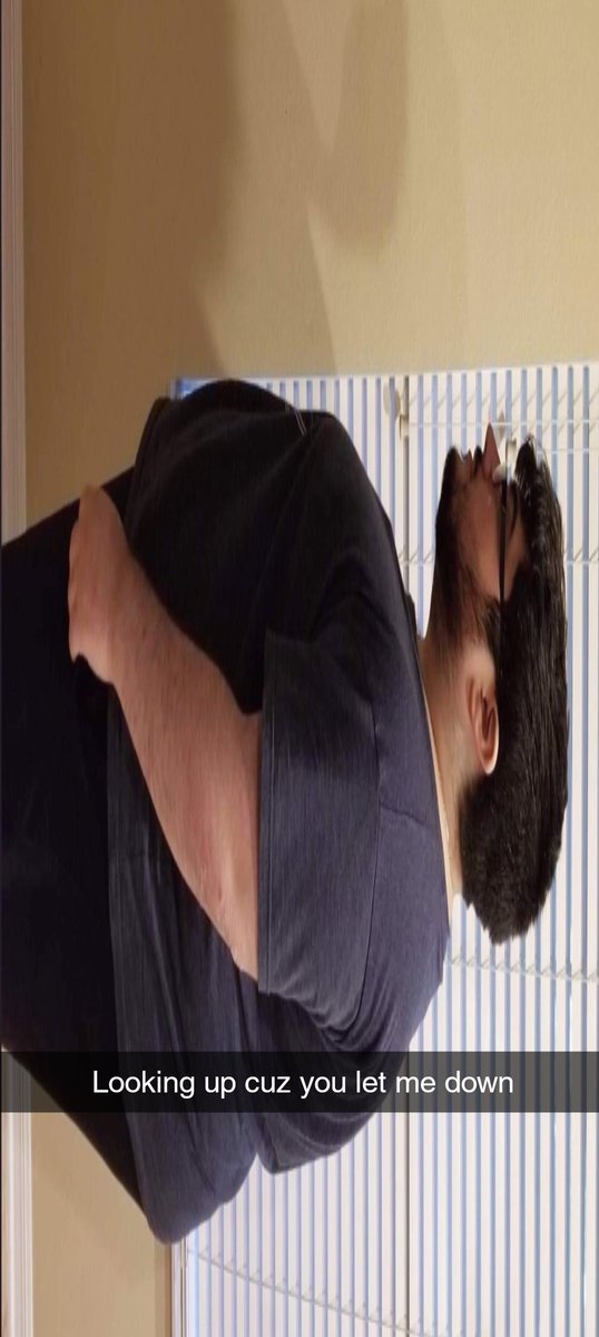 TheAfroSmash's tweet photo. I don't know wtf Snapchat did to the 4th pic but it killed me so I'm rollin with it https://t.co/jDq3zM42p3