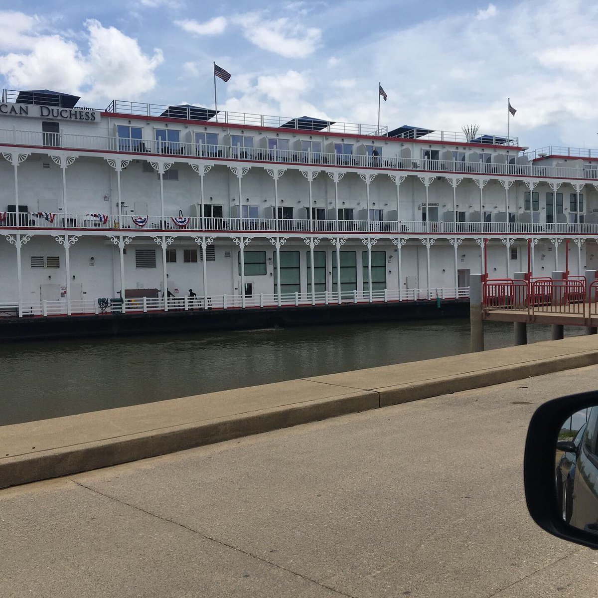 NatalieFraley's tweet photo. Can’t wait for the next boat to come to Paducah https://t.co/uOCW8aXwoj