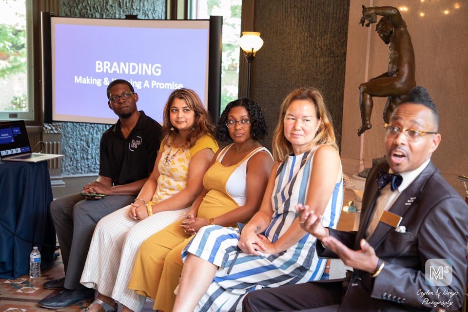m3mitchellmedia's tweet photo. We had such a great time sponsoring Personal Branding for Career Advancement with @ArtsAdminColor! Thank you to the amazing panelists for sharing their stories and expertise as well as the @heurichhouse staff for hosting us. Headshots coming soon! #m3musician #ceylonmitchell https://t.co/2cYUWAMMbG
