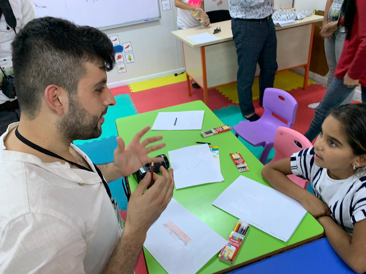 STUDENTYOUTH06's tweet photo. Pictures of activities with children in the refugee camp https://t.co/ynO8S3YDgz