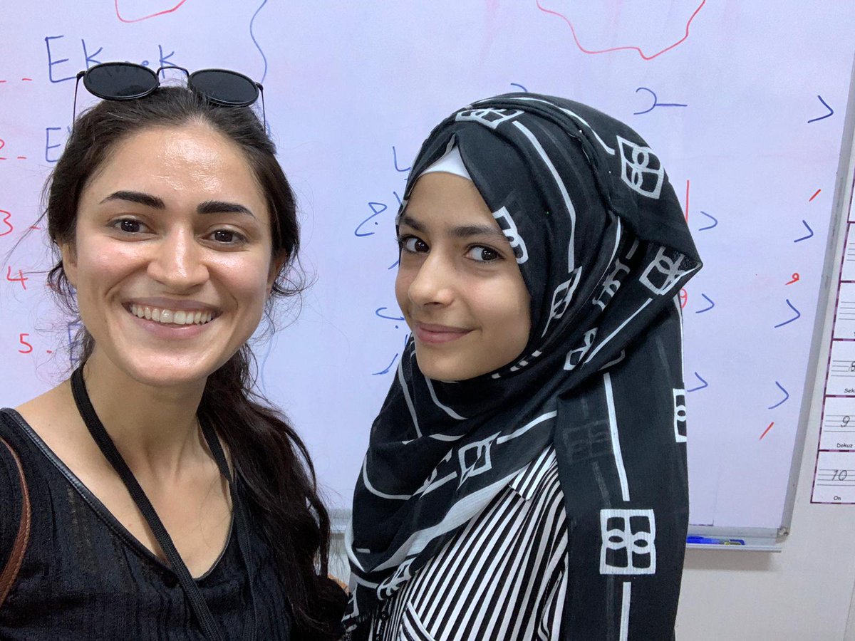 STUDENTYOUTH06's tweet photo. Pictures of activities with children in the refugee camp https://t.co/ynO8S3YDgz