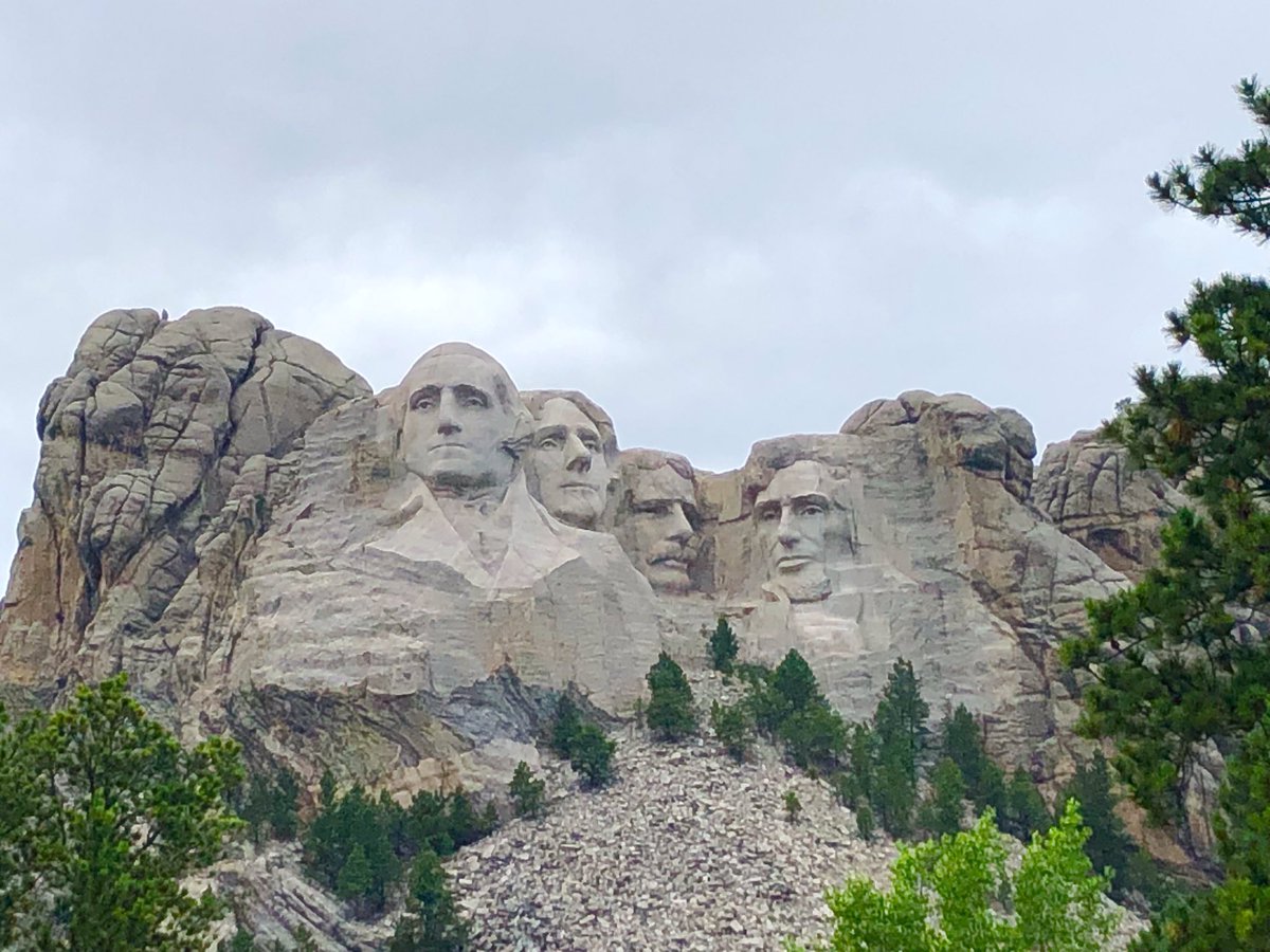 AltTravelBlog's tweet image. Hanging out in the Black Hills today.

It rocks.

Not taking it for granite.

#dadjokes #alttravel #50states #southdakota #consultinglife #lifeofaconsultant #managementconsulting