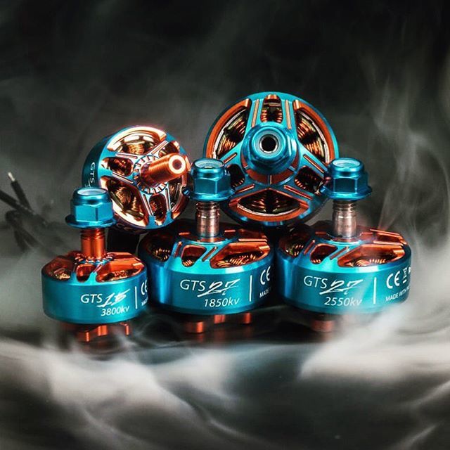 Flyingfolk (@flyingfolk_com) on Twitter photo SCHUBKRAFT GTS Serie Muscle Edition |💥🚀 It's finally here! 😍 Follow & Tag us <a href="/schubkraft_fpv/">SCHUBKRAFT FPV</a>🔝 #fpv #fpvracing #rippingballs #qav #muscle #quadlife #quad #race #racing #kiss #gopro #sick #gts1506 #1506 #smooth #quaddiction #dronesque #airvuz #multirot… ift.tt/2Z5iToq SCHUBKRAFT GTS Serie Muscle Edition |💥🚀 It's finally here! 😍 Follow & Tag us <a href="/schubkraft_fpv/">SCHUBKRAFT FPV</a>🔝 #fpv #fpvracing #rippingballs #qav #muscle #quadlife #quad #race #racing #kiss #gopro #sick #gts1506 #1506 #smooth #quaddiction #dronesque #airvuz #multirot… ift.tt/2Z5iToq