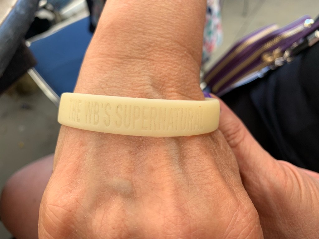 debkhay's tweet photo. Got these in 2005 when #Supernatural first appeared at #SDCC Thought it only fitting to wear them once again. #SPNFamily #SPN15 #SPNForever #WinchestersNeverDie #SPNTheFinalSeason #Tearjerker https://t.co/Cs5cicuQgv