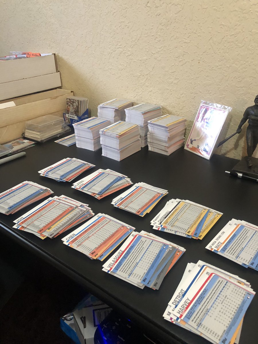 3bCollection's tweet photo. #sortlife it’s what I do 👍🏻 #Topps #TheHobby https://t.co/yxpJ4j0pFo