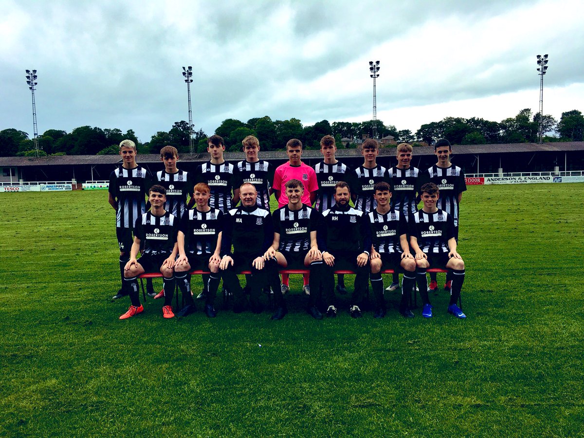The U18s are looking to bolster their squad for the forthcoming season. Any players born in 2002/2003 that would like to come down on trial please DM for more details. Great opportunities to progress into the professional game. #TakingTalentForward