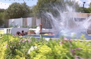To celebrate let’s do the Salmon  #LoveIsland