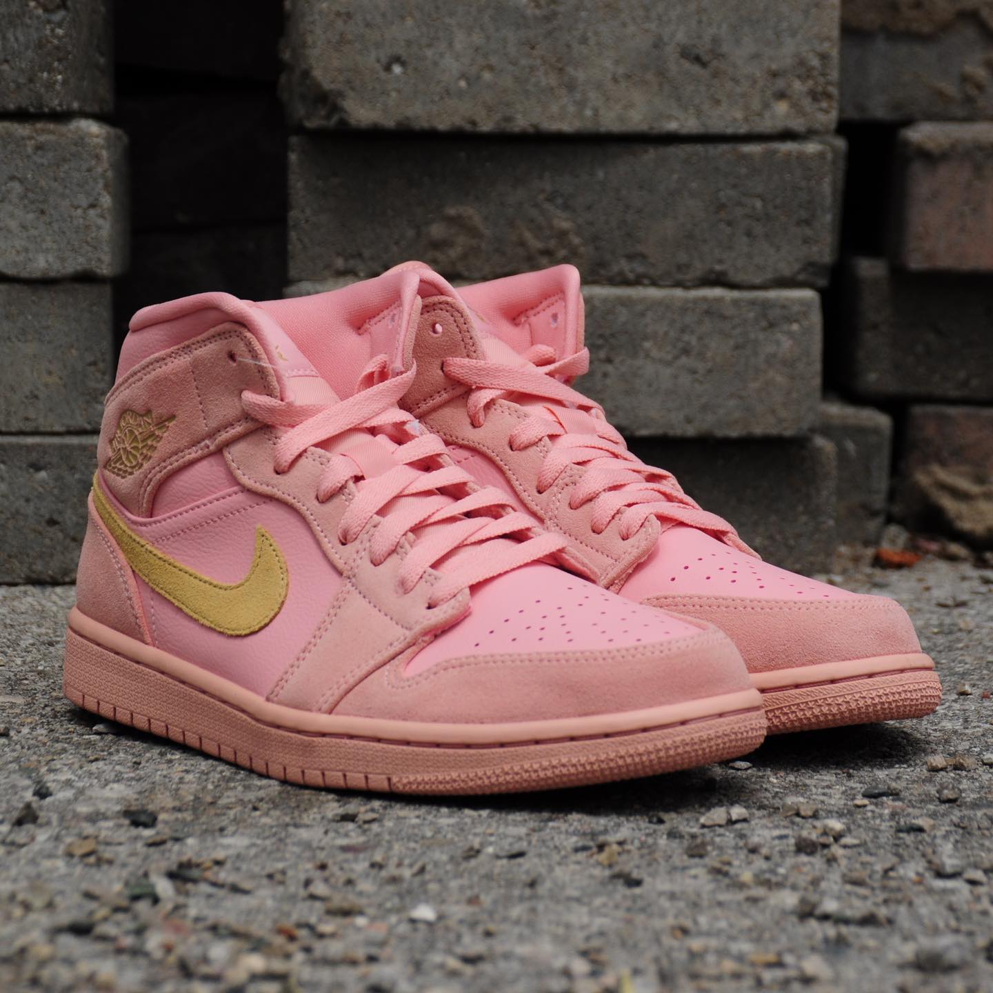 Air jordan 1 coral stardust sale
