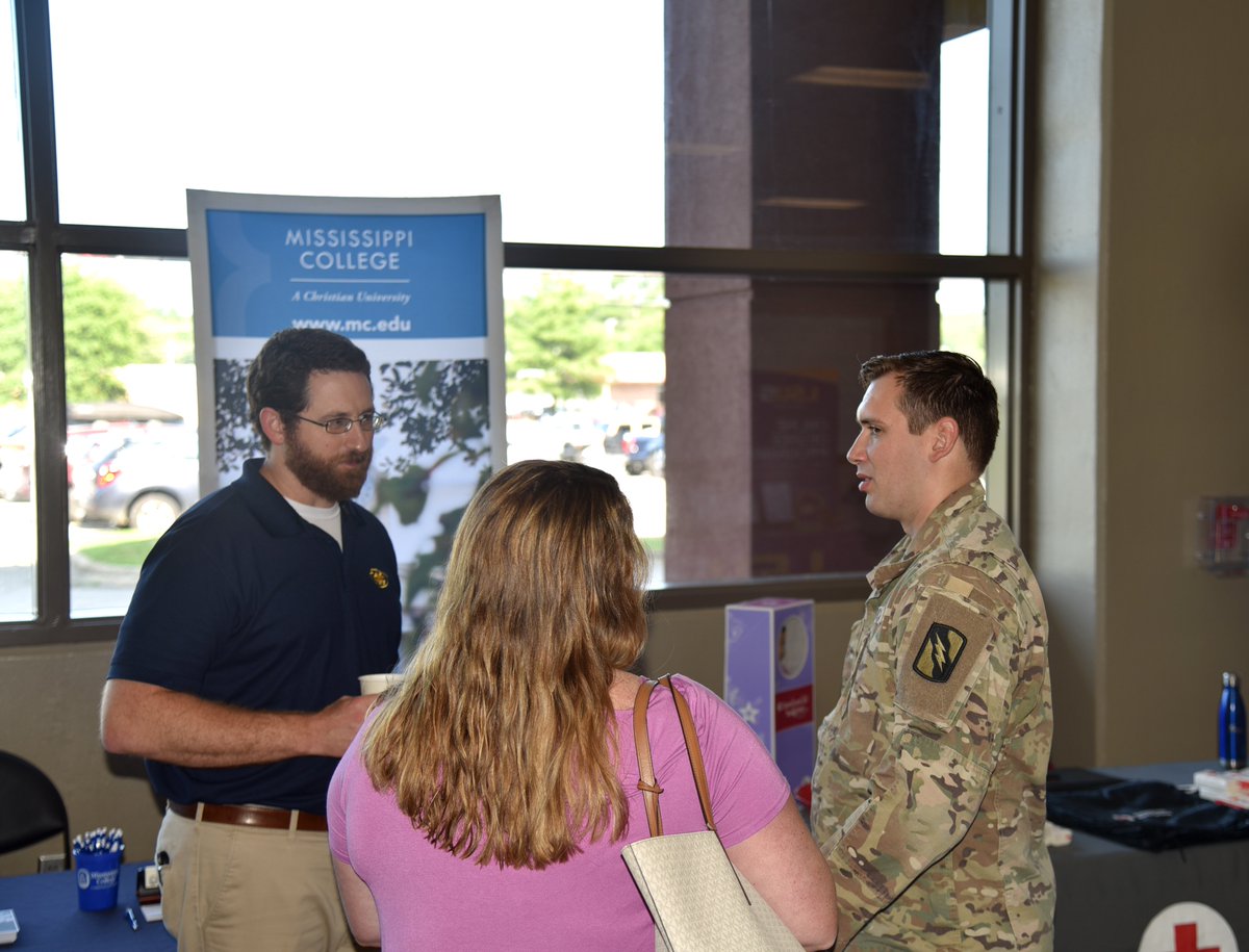155ABCT's tweet photo. Great post-deployment Yellow Ribbon event this weekend at @BCSARENA in @MyTupelo! Thankful for all the support and resources available for our Soldiers AND Family!
@DoDYRRP https://t.co/8SjzFV70Cf