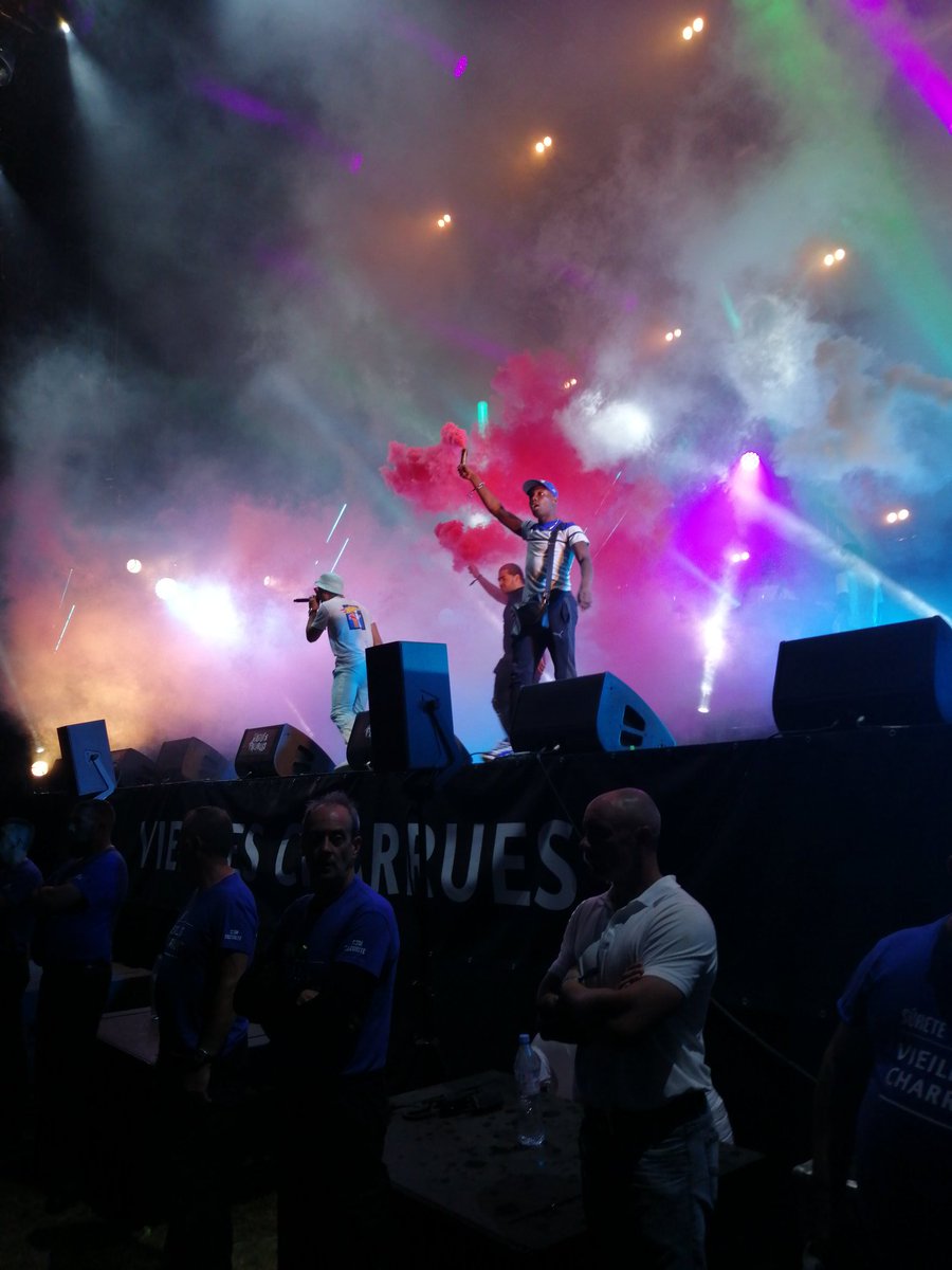 cinna_thybault's tweet photo. @PLK75 il a tué les @Charrues !!! c'était "un truc de dingue"💥🔥 https://t.co/LKdlzJJhWP
