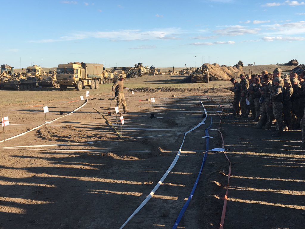 We super-size our models in @FirstFusiliers Battle Group. A Rehearsal of Concept (‘ROC’) Drill confirms that everyone understands the plan, and how the different elements of the Battle Group will support each other #FusilierProfessionalism