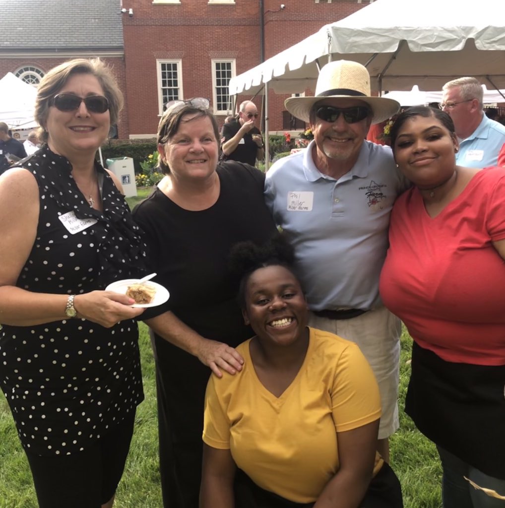 CulinaryCavs1's tweet photo. Thank you Miller Farms for your support. #buylocalcookout #wear1crossland https://t.co/Swe1JTcV8l