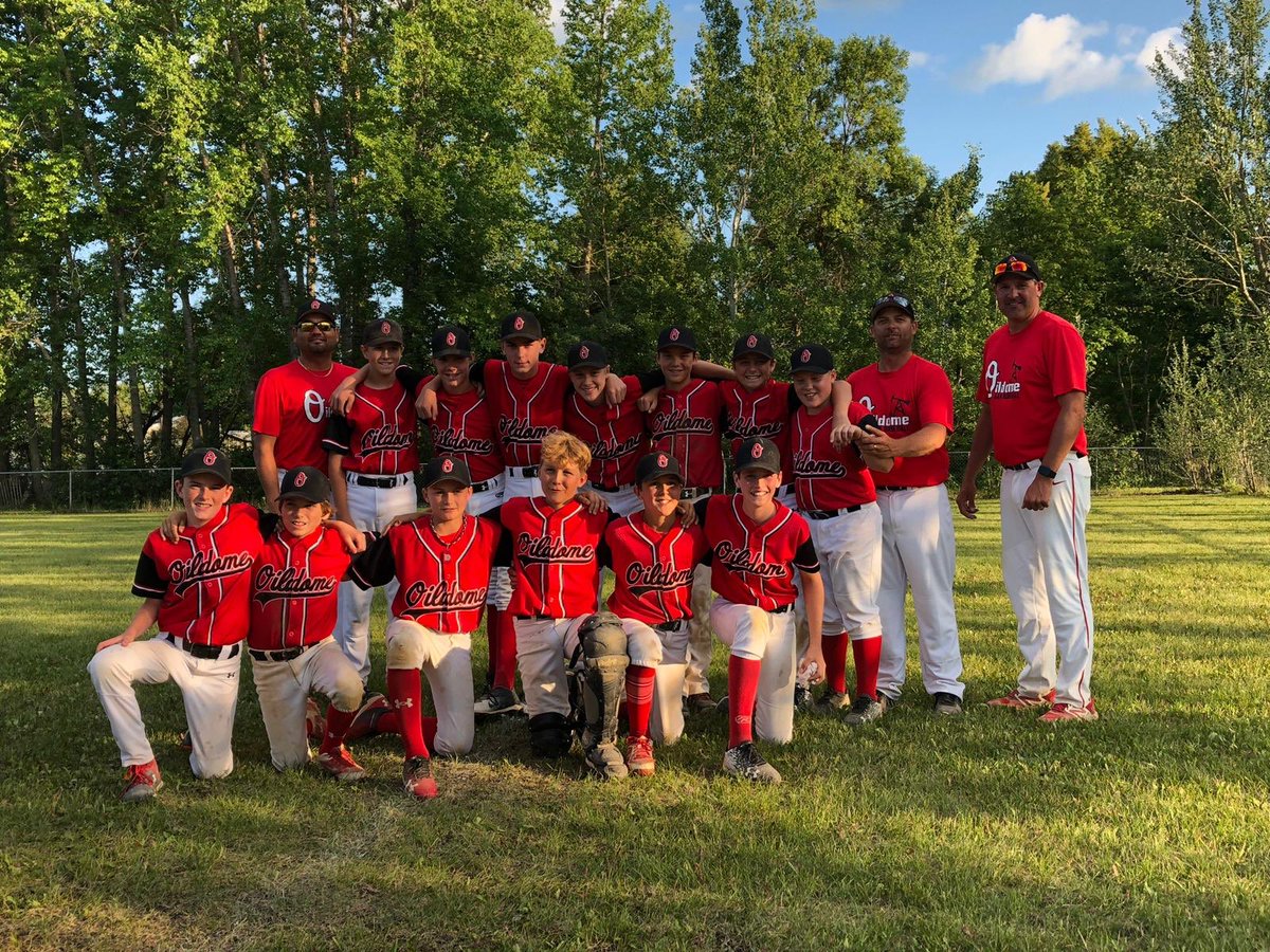 Shielzy22's tweet photo. #Oildome finish first at the    #baseballmb peewee qualifiers.  Way to go boys! #peeweeprovincials https://t.co/SnE9QMagaR