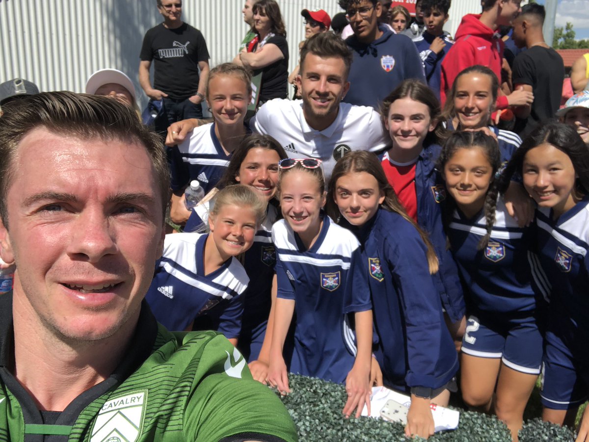 grahamfish9's tweet photo. Sunday’s are for selfies with @CPLCavalryFC captain @ledgerwoodnik &amp; the @06_rangers 📸

Danke bruder 👊🏽 https://t.co/Lw2v4hTnKx