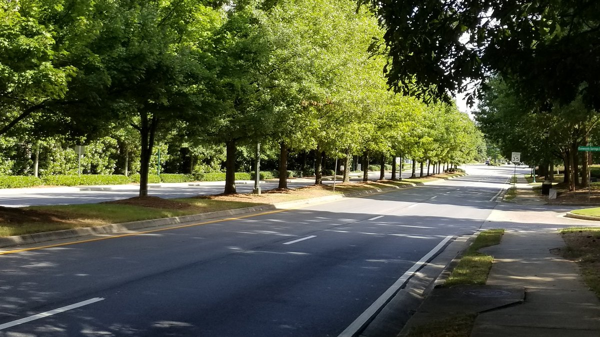 BellBryan's tweet photo. Back in Atlanta for another hot run on Day 42 of my #RWRunStreak following a few awesome days of trout fishing in the beautiful #SmokeyMountains. https://t.co/2ngwGMDbmk