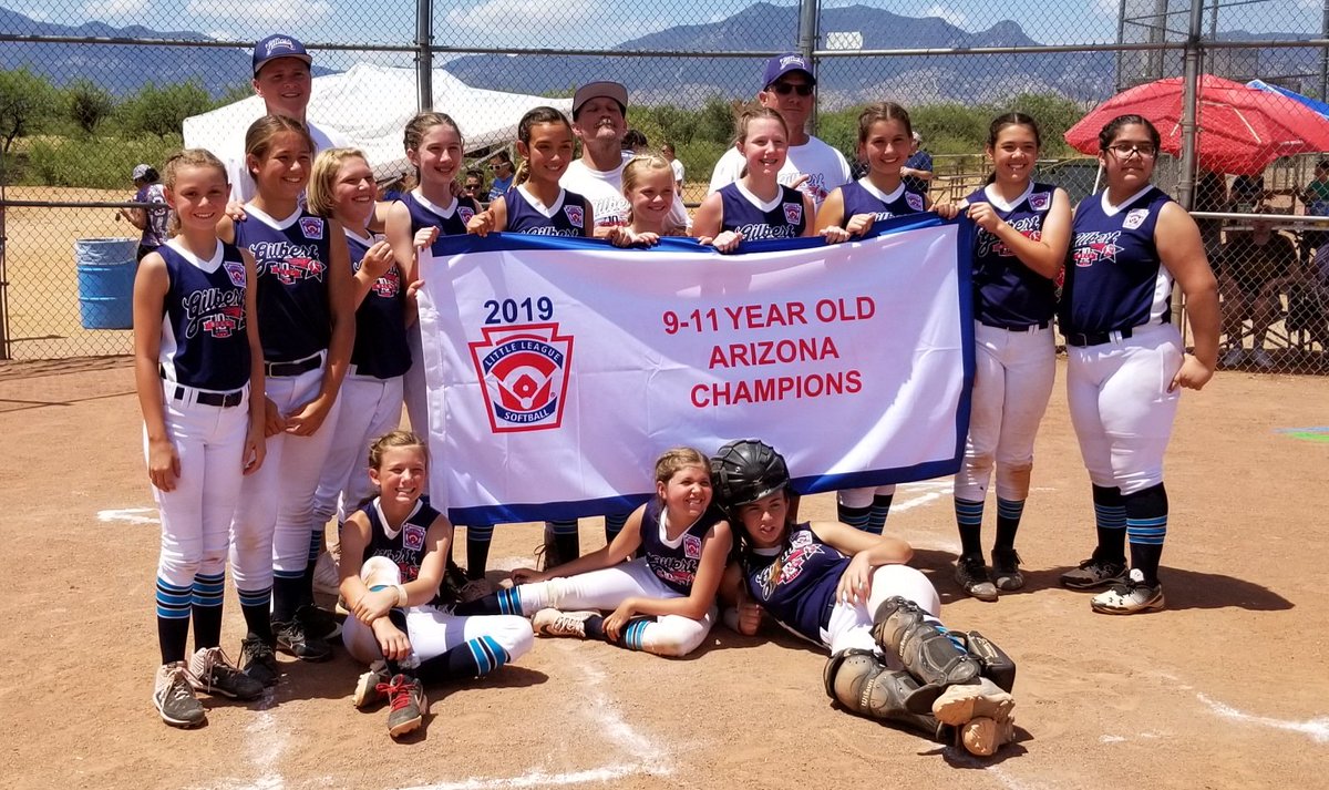 mrobisonfox10's tweet photo. State Champs!
🥎
Gilbert 4 - Flagstaff 2. Congratulations, ladies!
🥳
Time to start planning the parade.
@FOX10Phoenix @GilbertYourTown @GilbertAZMayor @BrigetteDP #straighttostate #gsll #theyareallstars #teamhess https://t.co/iZSJYmoNz0