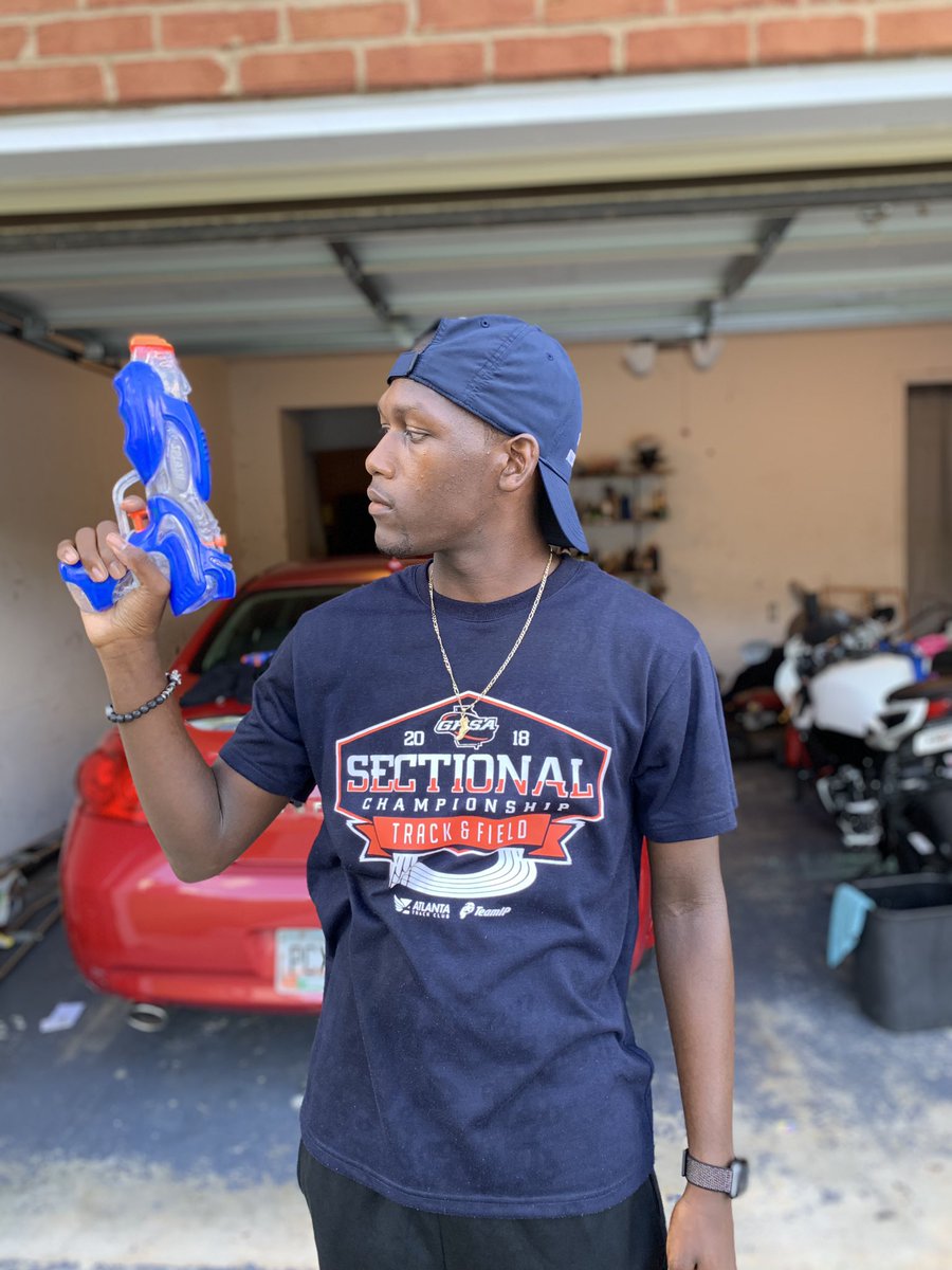 Shazam_2019's tweet photo. To ♾ and beyond #SummertimeShootout #IshotFirst https://t.co/qx0aQG6P3X
