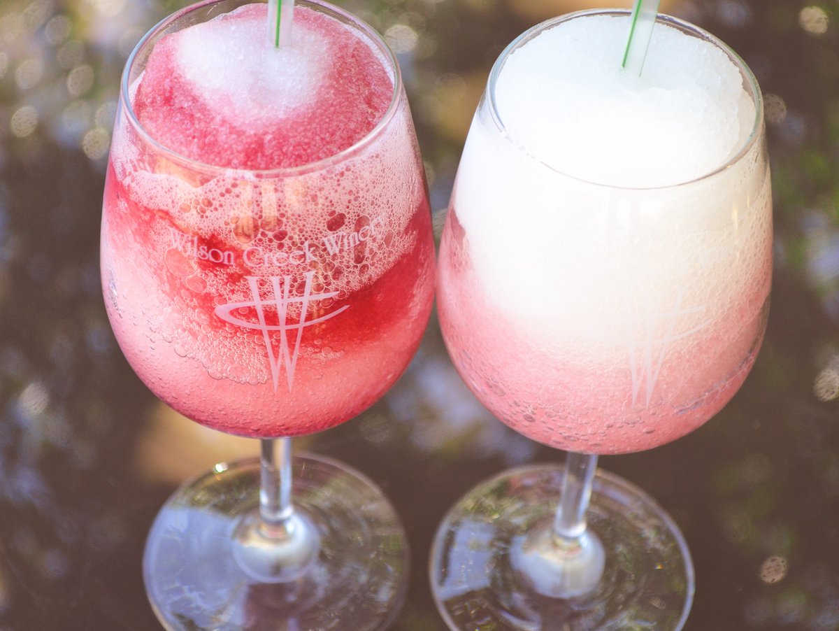 Wilson_Creek's tweet photo. Refreshing Goodness on a hot day!
#wineslushies #winelifestyle #sipsiphooray #drinktemecula #wilsoncreekwinery #temeculawinecountry #winedestinations #refreshinggoodness #sundayfundays #winetastings #winepairings #visittemecula https://t.co/PQlwSngCZN