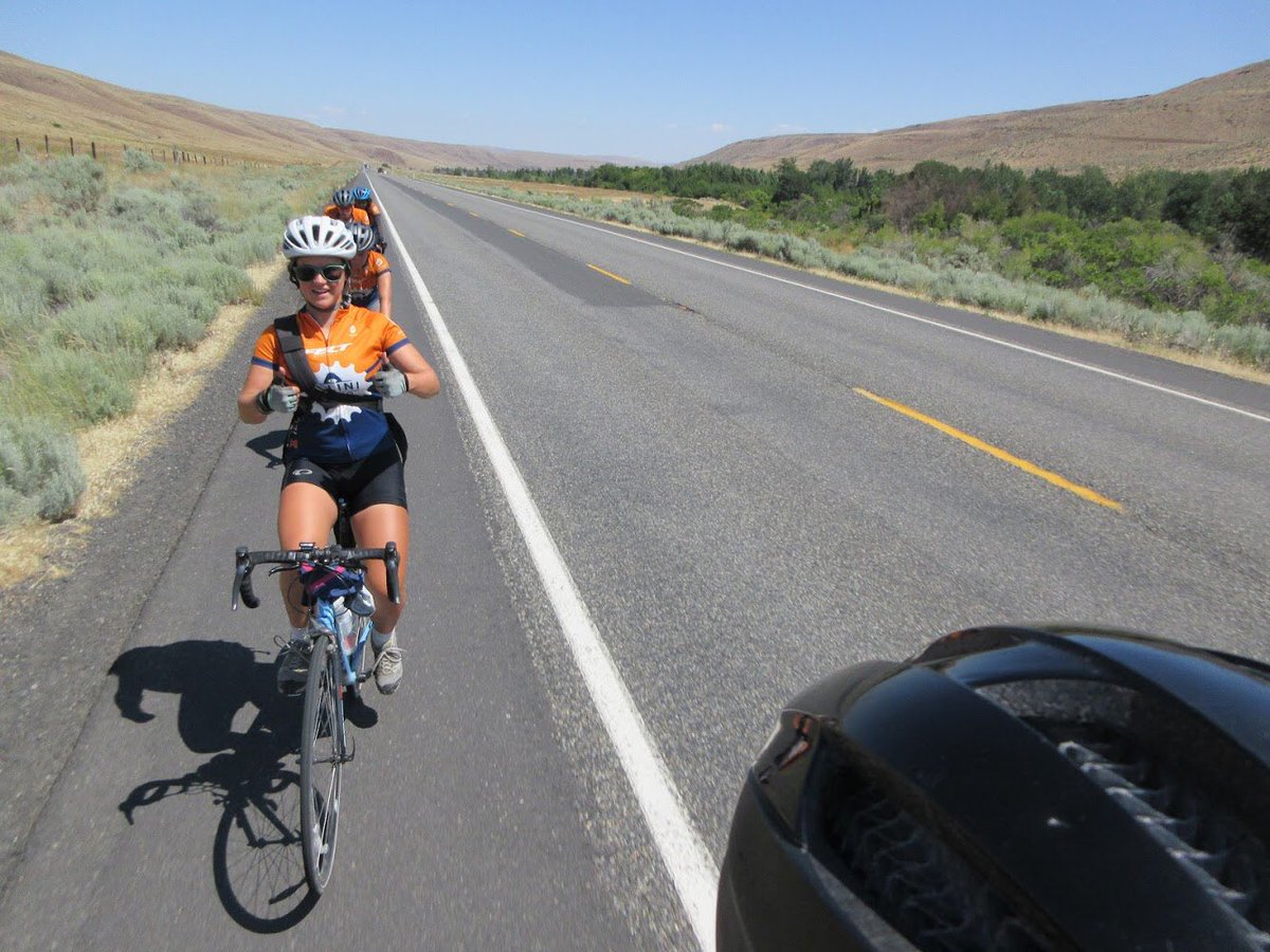 illini4000's tweet photo. Day 64: 75 miles from Yakima, WA to Goldendale, WA. Heading south! Also climbed some trees. #i4k #2019bikeamericateam #idefeetcancer https://t.co/5aaD4JM3yU