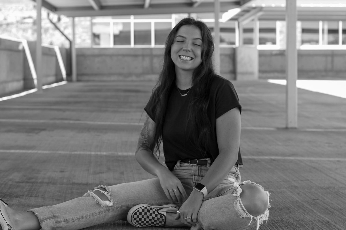 kaitlen_cooper's tweet photo. 😇🖤 https://t.co/rIGZAY9ITs