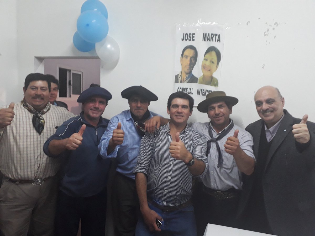 BiondiniAR's tweet photo. Nunca está de más reiterarlo.
"Entre los que  trabajan y los que viven de los que trabajan, nos hemos colocado abiertamente del lado de los que trabajan". (JDP)
#FrentePatriota 🇦🇷 https://t.co/iWkScQhsKl