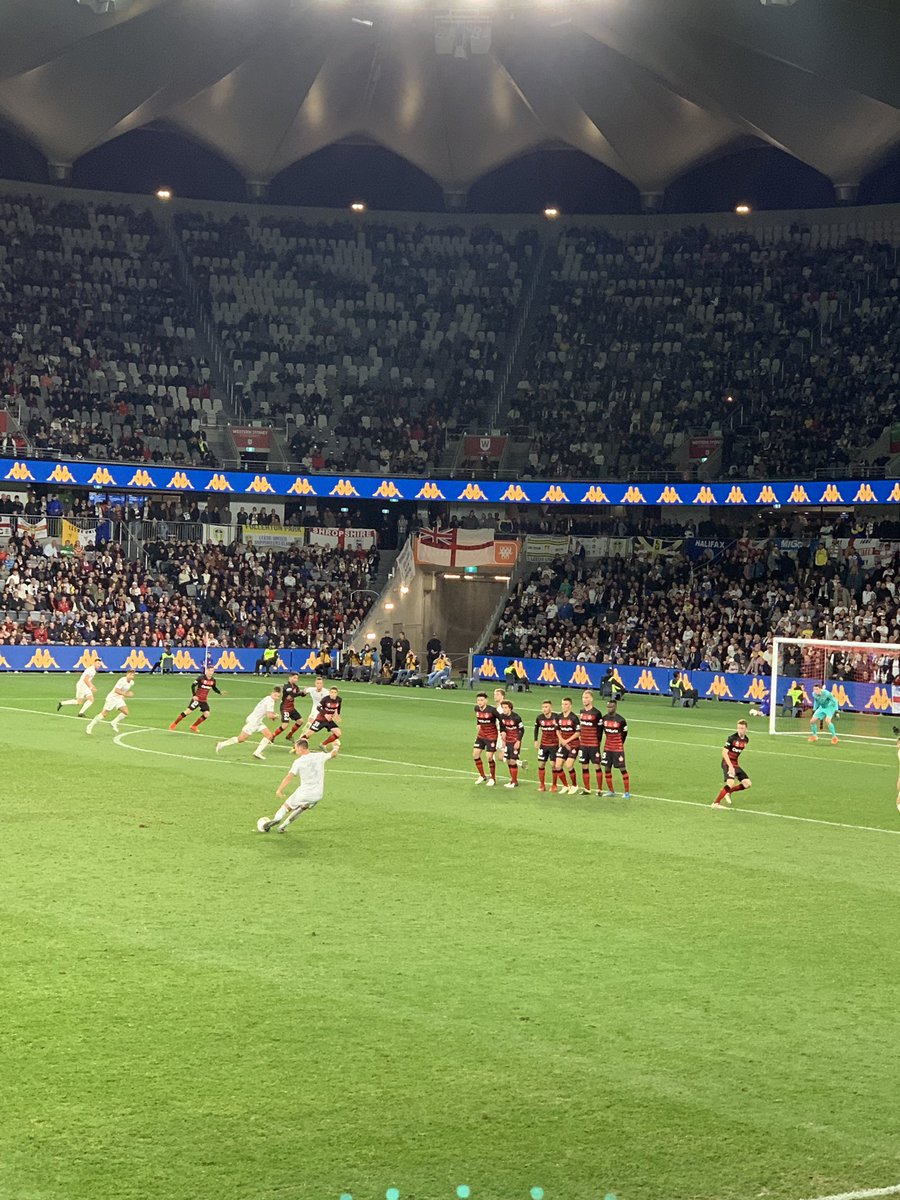 jaysol82's tweet photo. Great atmosphere of football thanks to @MacquarieSport @marklevy2gb https://t.co/NA8YJOZdFr