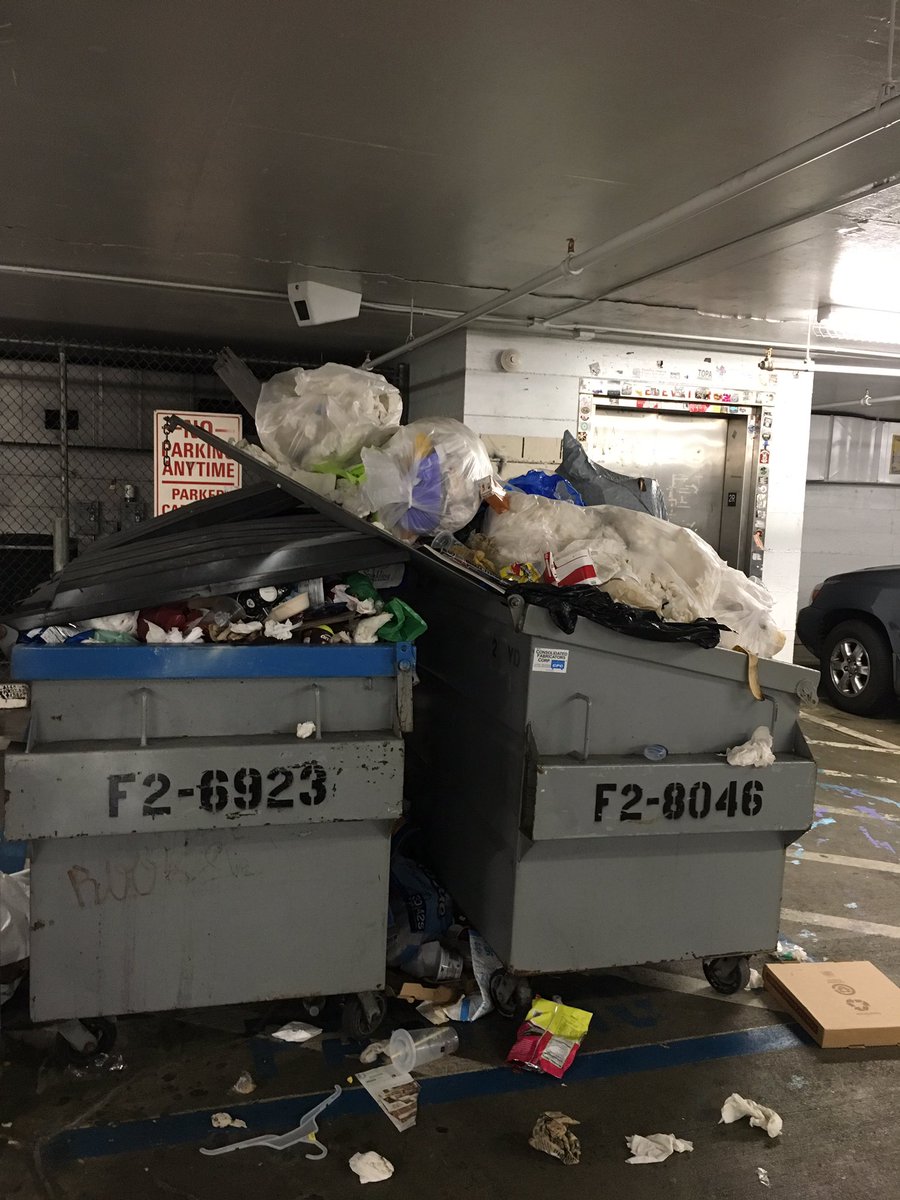 YardleyBorn's tweet photo. Yoo-hoo  @AskTarget @24hourfitness This is why you need rat traps in your garage on Ocean Avenue SF CA https://t.co/kWIWRzb6Ob