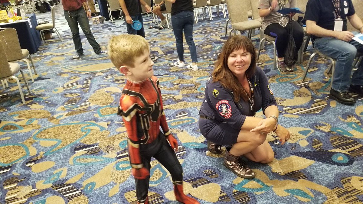morrowchris's tweet photo. This is why I #DonateBlood
Meet Greyson, 3 time heart hero survivor!!!!! #SDCC19
#sdcc50 #sdbbcomiccon https://t.co/2izGBGnVMS