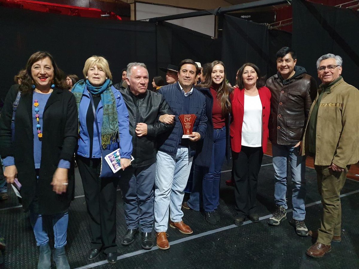 core_rodriguez's tweet photo. #CoreRodriguez Gala de Bafocla en el marco de 228 aniversario ciudad de Los Andes en Instituto Chacabuco . https://t.co/idnZvOk3sL
