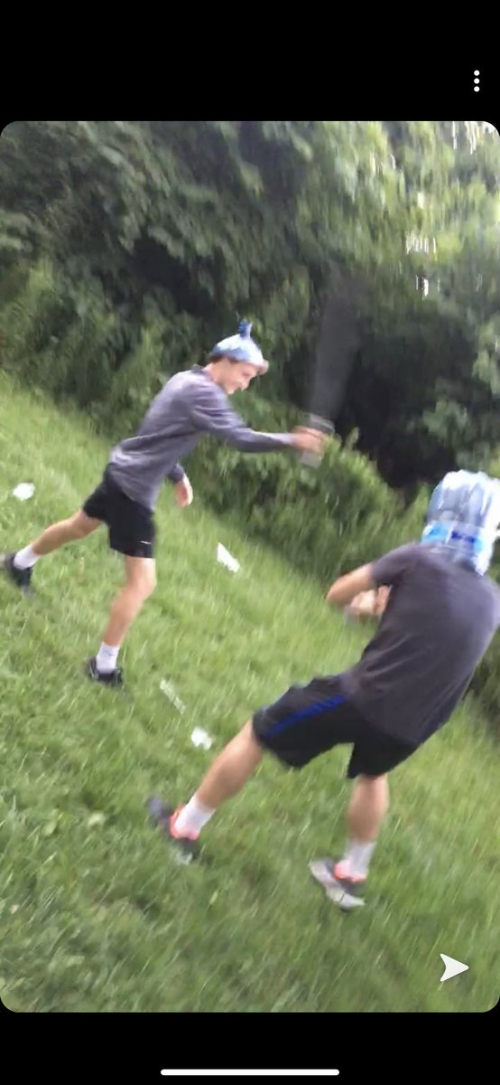 AlexMiller373's tweet photo. boont day @loganboone00 https://t.co/99aou29rd7
