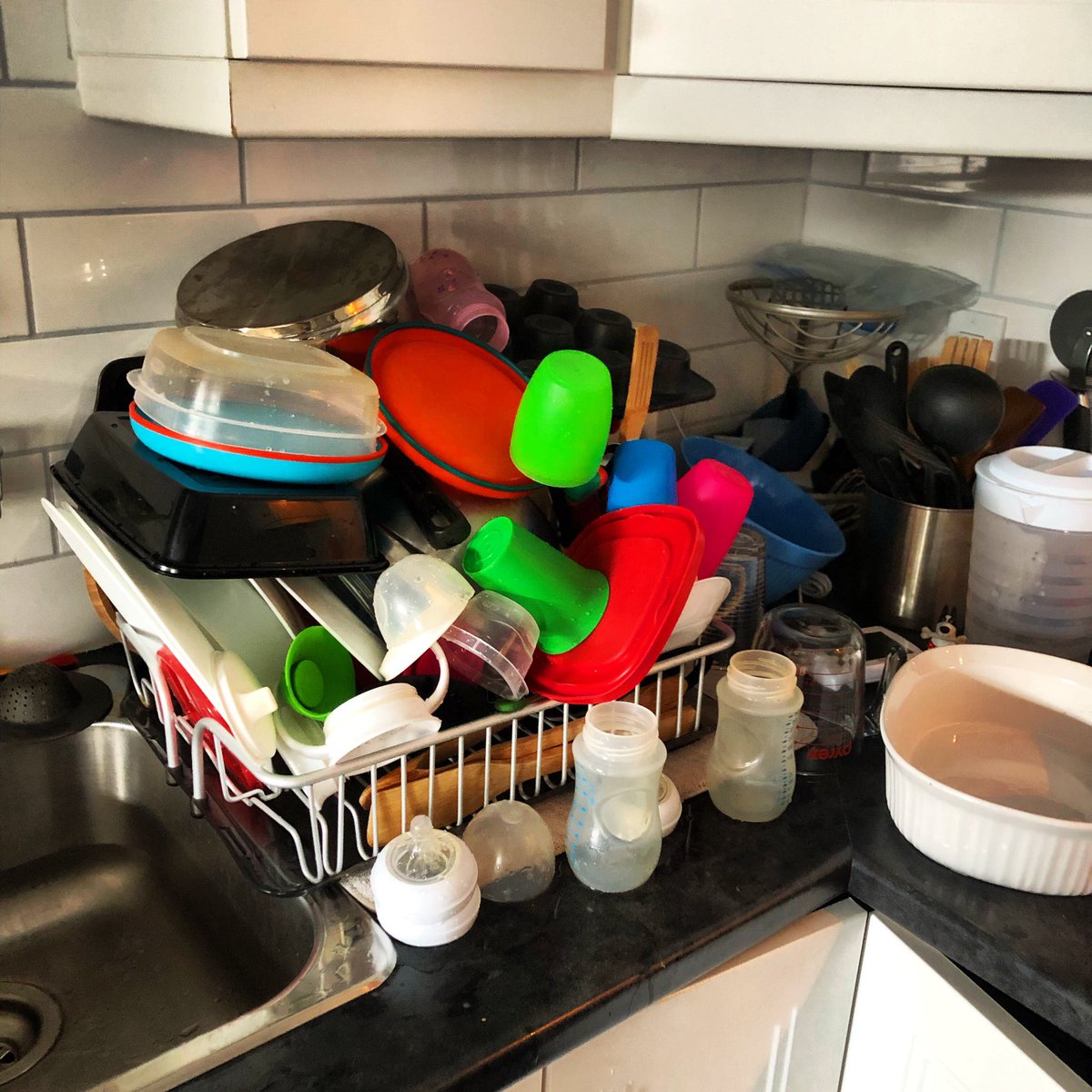 Prof_Marc's tweet image. I used to enjoy puzzle games. Now I get a perverse pleasure seeing how high we can stack the dishes to air dry before having to put them away!